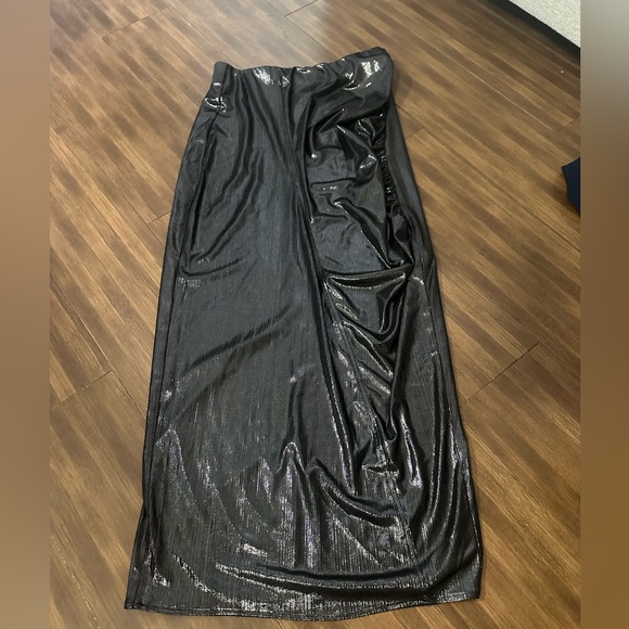 ZARA metallic ruched slit back midi skirt black shiny size small - Picture 8 of 9